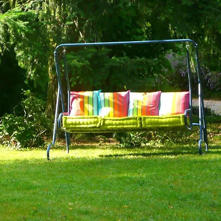 D'hotes Et Roulotte Au Bonheur Du Parc