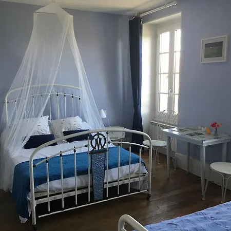 D'hotes Et Roulotte Au Bonheur Du Parc