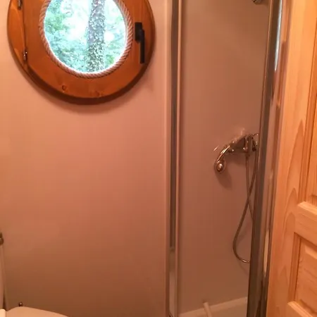 D'hôtes Au Bonheur Du Parc Couette-café Le Breuil (Allier)