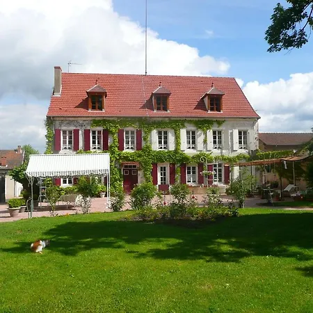 D'hotes Et Roulotte Au Bonheur Du Parc Bed & Breakfast Le Breuil (Allier)