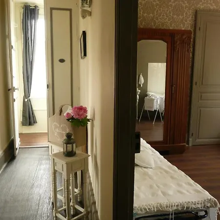 Bed & Breakfast D'hotes Et Roulotte Au Bonheur Du Parc 3*