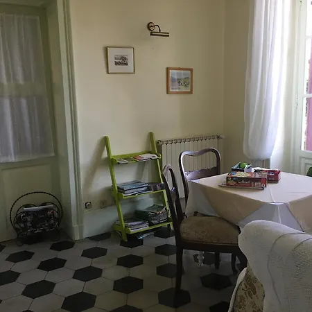 Bed & Breakfast D'hotes Et Roulotte Au Bonheur Du Parc Le Breuil (Allier)