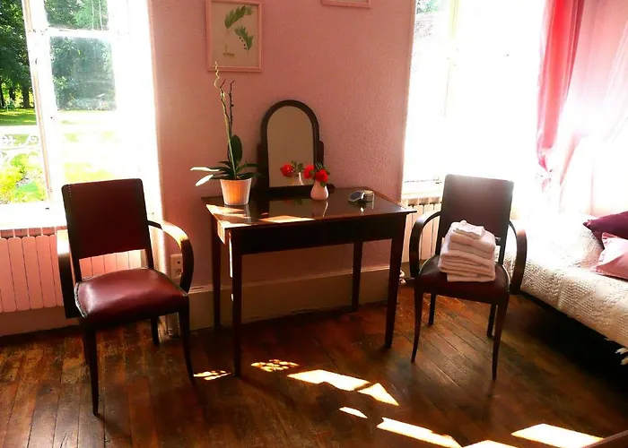 D'hotes Et Roulotte Au Bonheur Du Parc Bed & Breakfast 3*