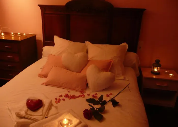 D'hotes Et Roulotte Au Bonheur Du Parc Le Breuil (Allier)