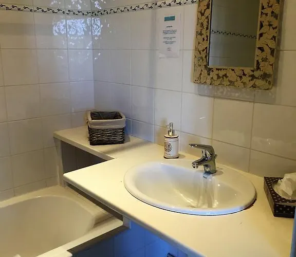 Bed & Breakfast D'hotes Et Roulotte Au Bonheur Du Parc 3*